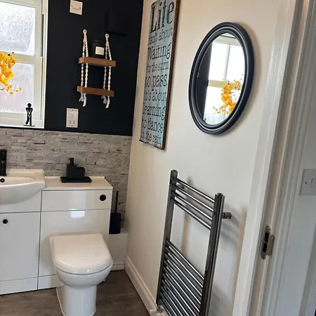 Sandy Bottom * Filey